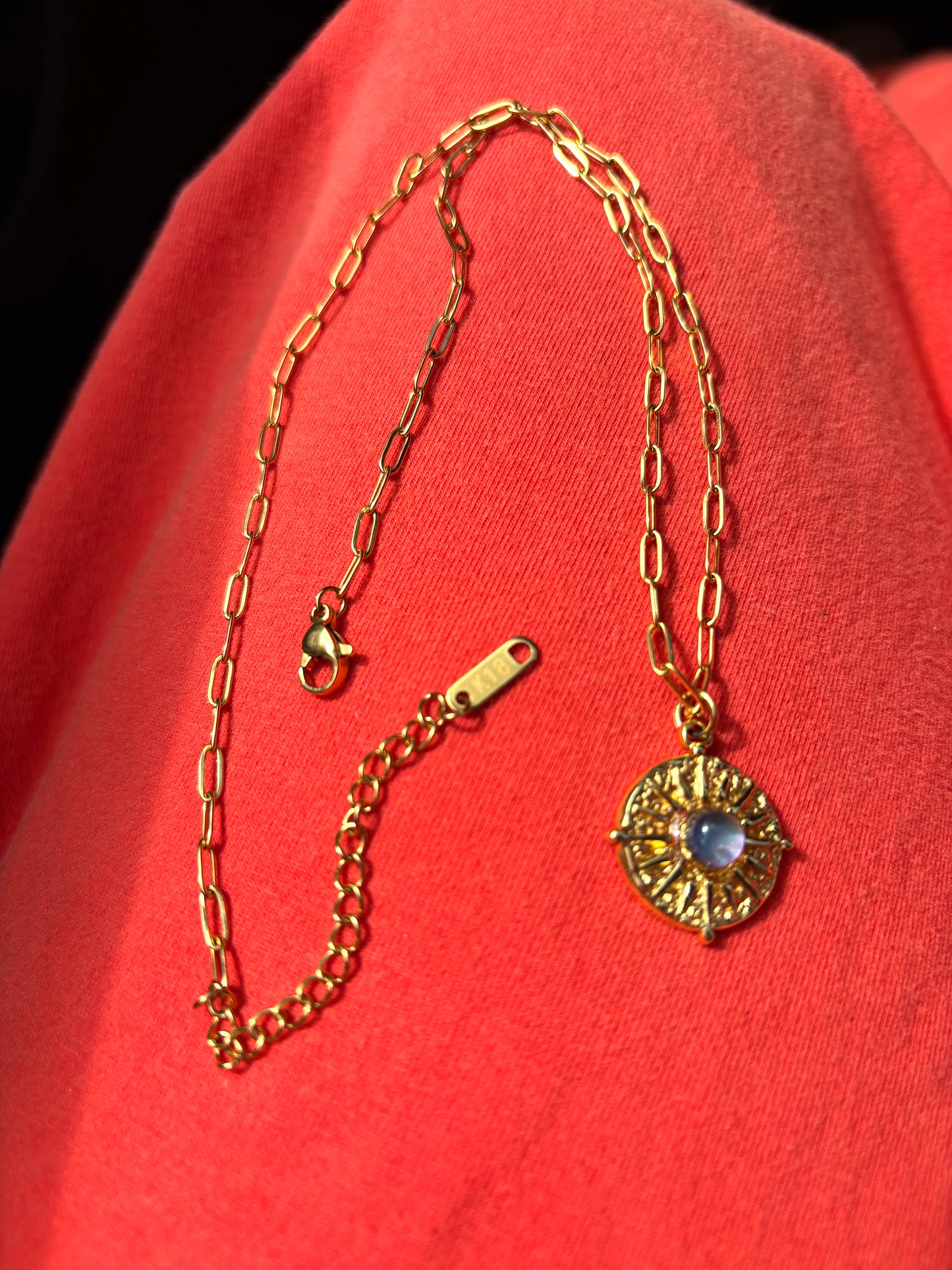 18k Paperclip Mood Necklace