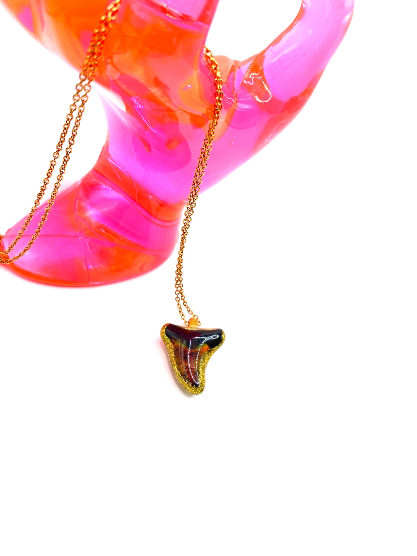 Sparkle Mood Shark Tooth