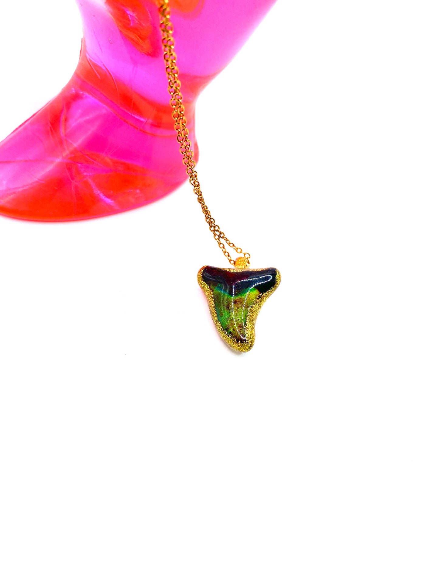Sparkle Mood Shark Tooth