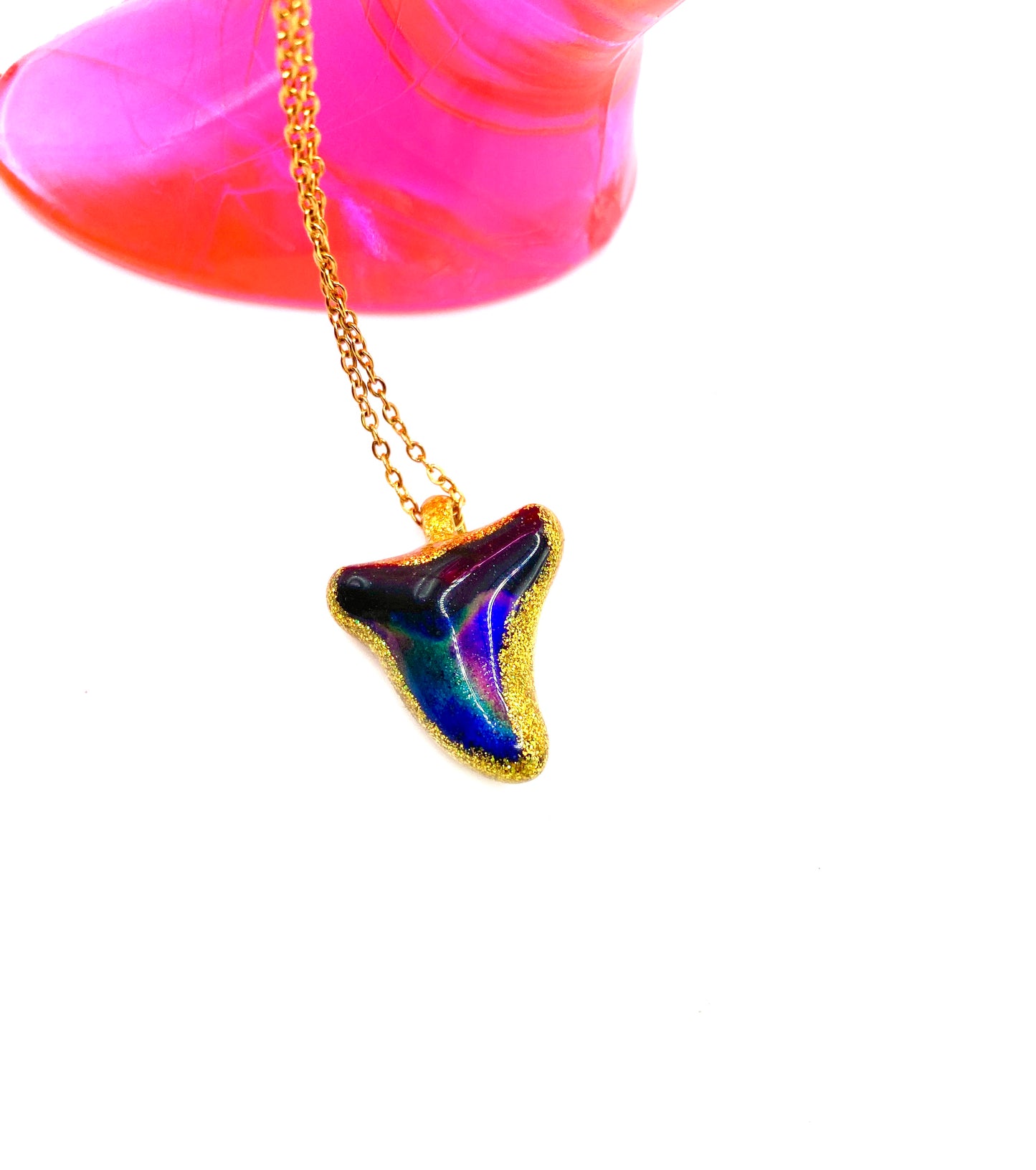 Sparkle Mood Shark Tooth