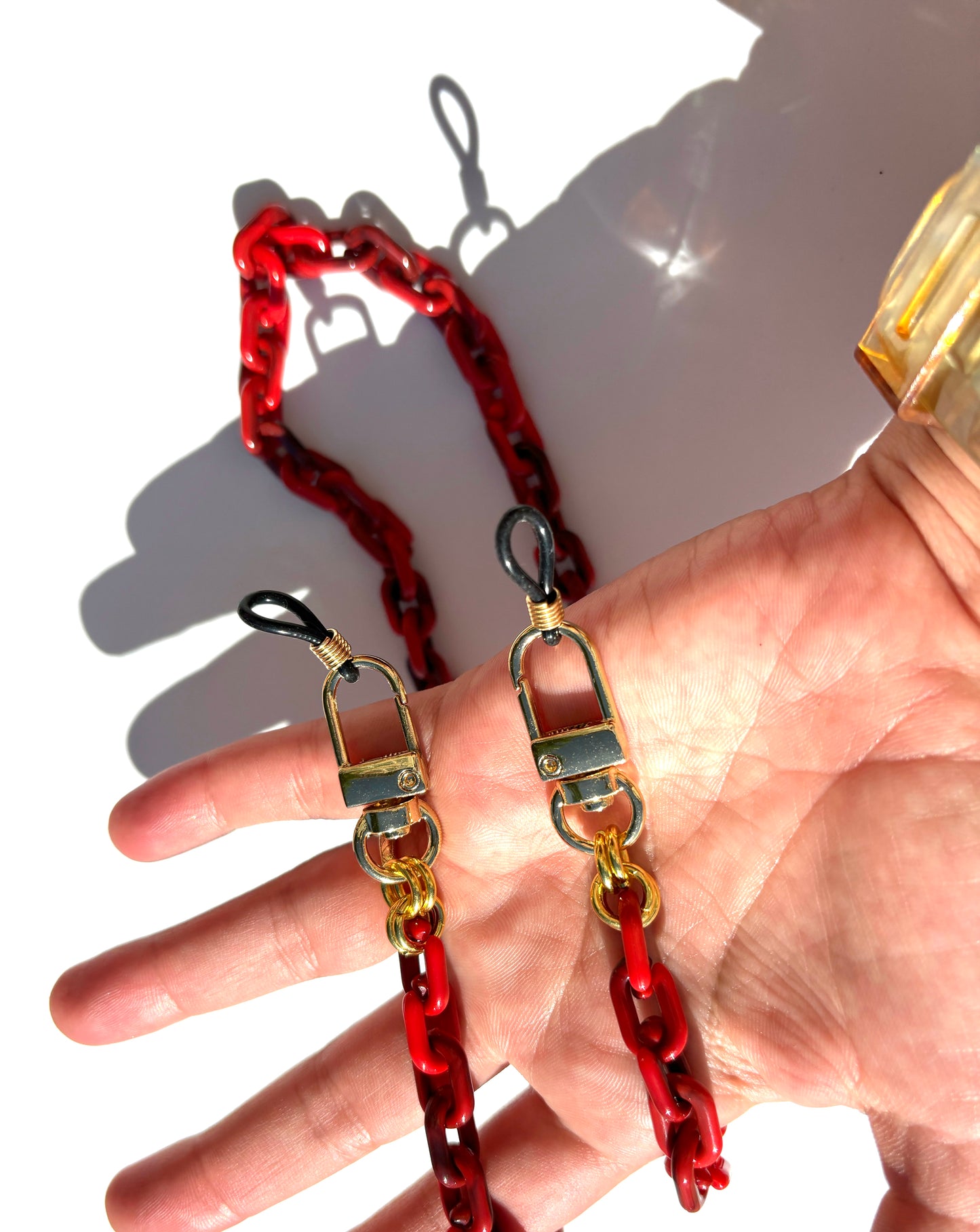 Marbled Red Acrylic Chain