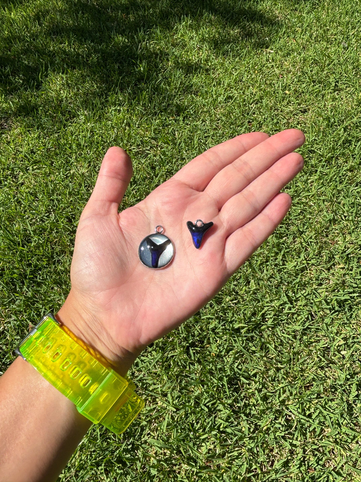 Mood Shark Tooth Pendant Combo