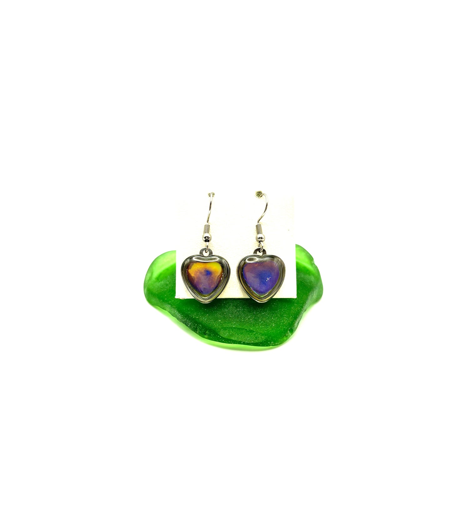 Mood Color Changing Heart Earrings