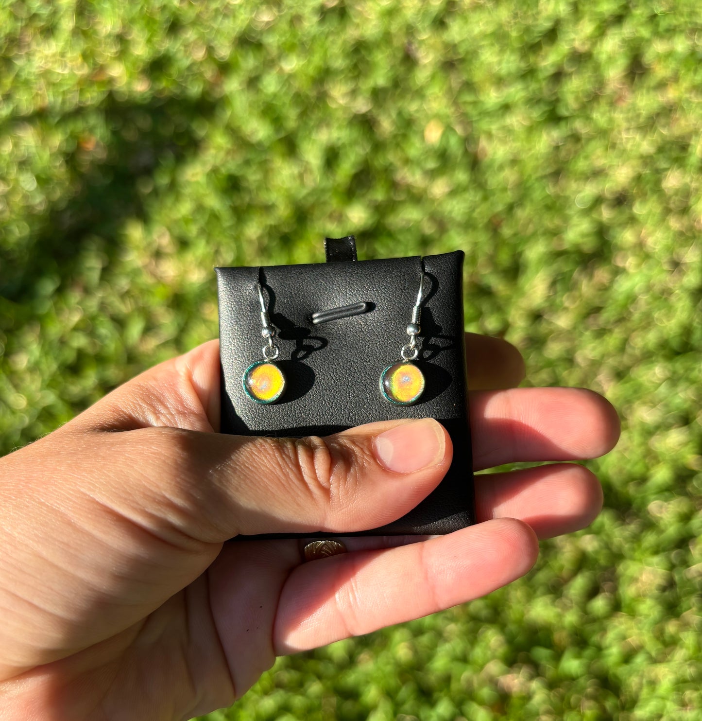 Mood Color Changing Earrings