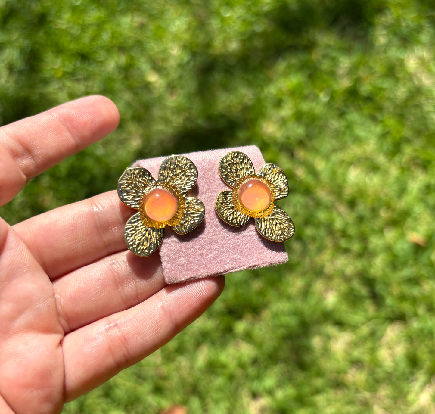 Mood Color Changing Flower Earrings