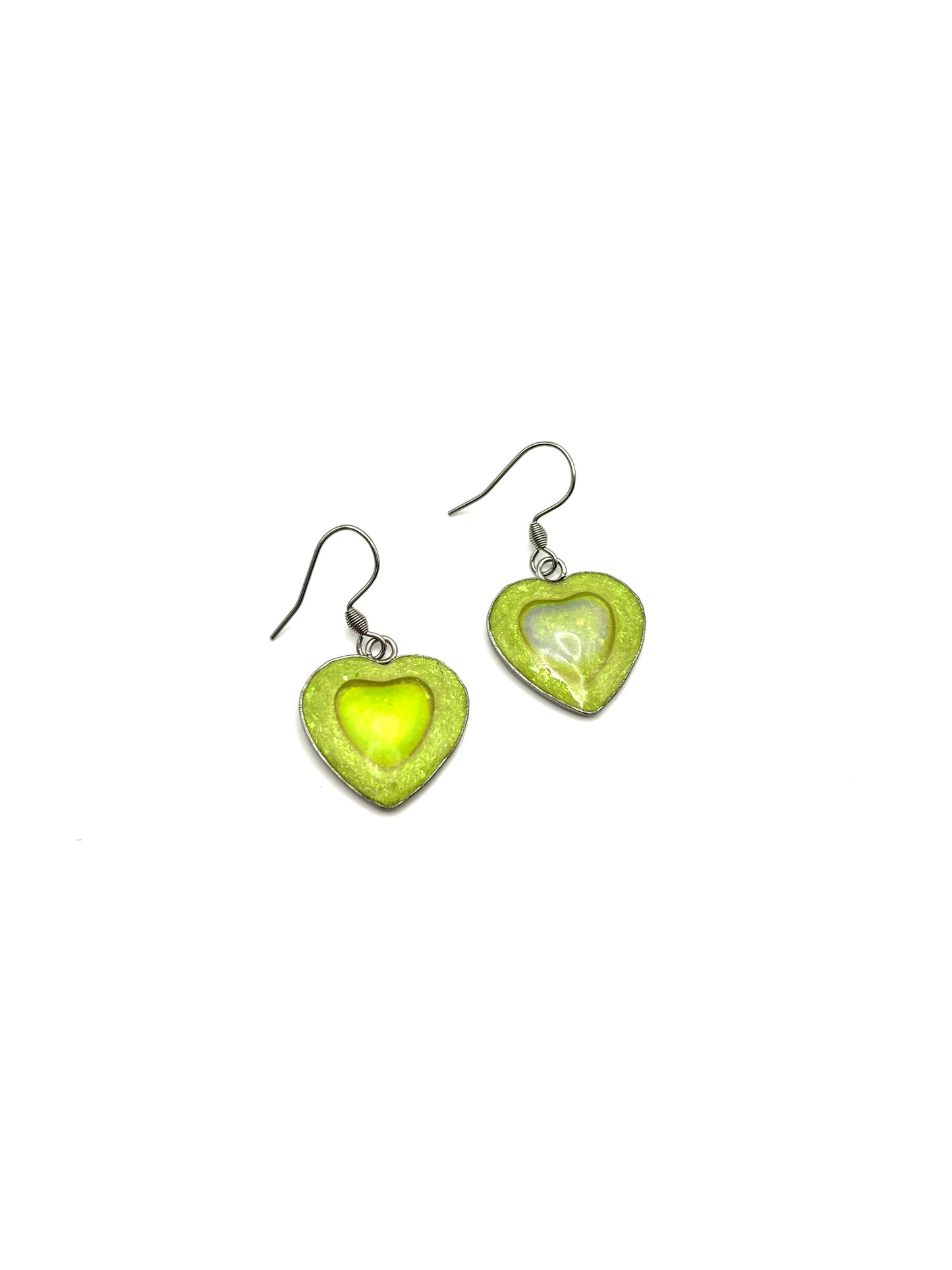 Mood Color Changing Heart Earrings