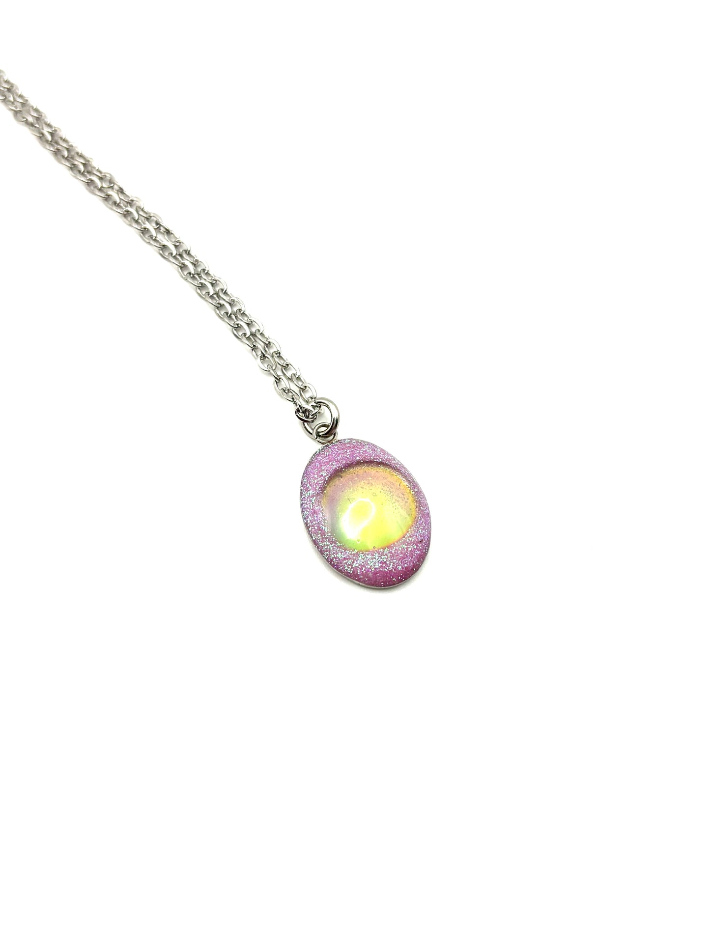 Mood Color Changing Pendant