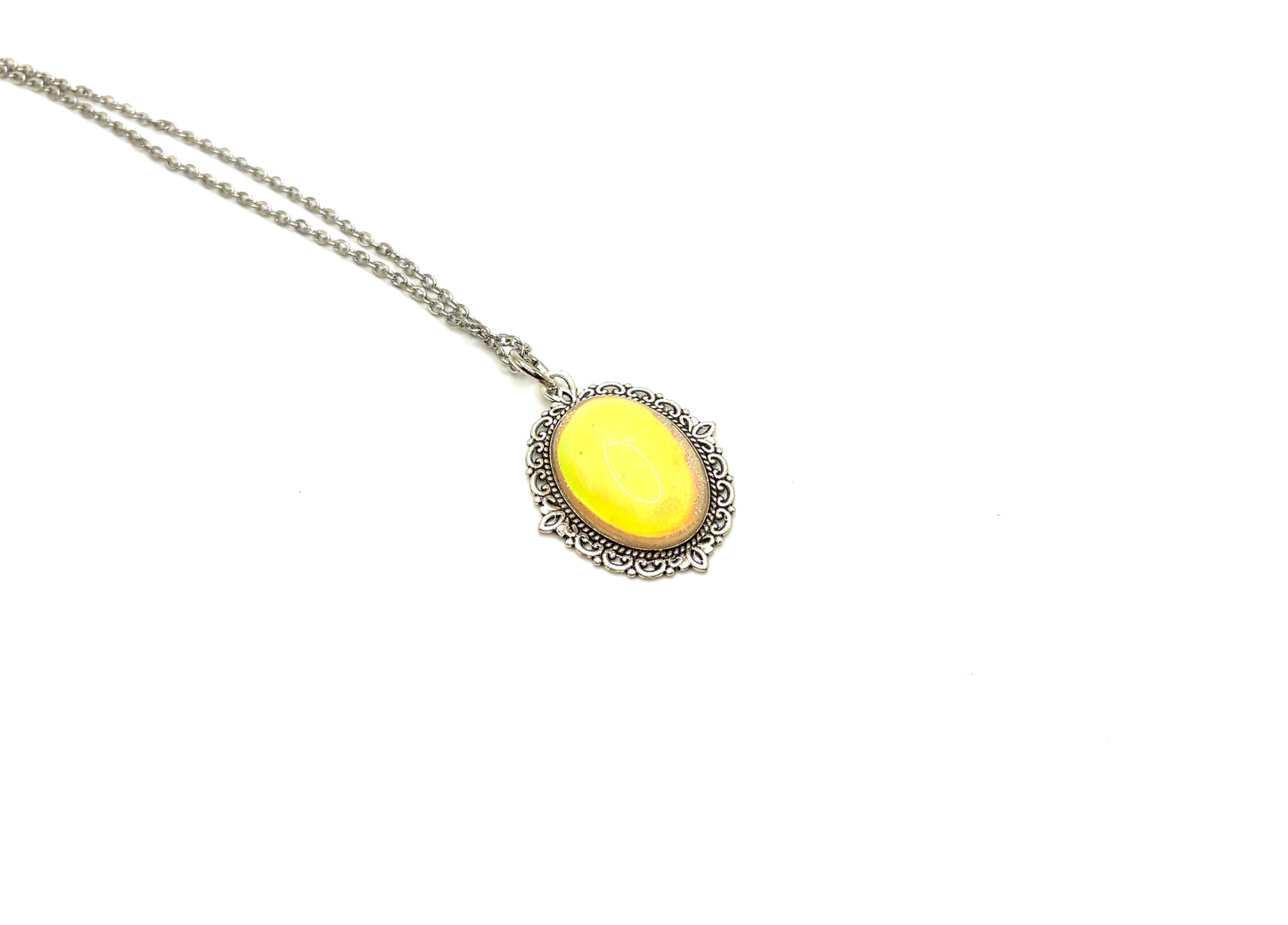 Mood Color Changing Pendant