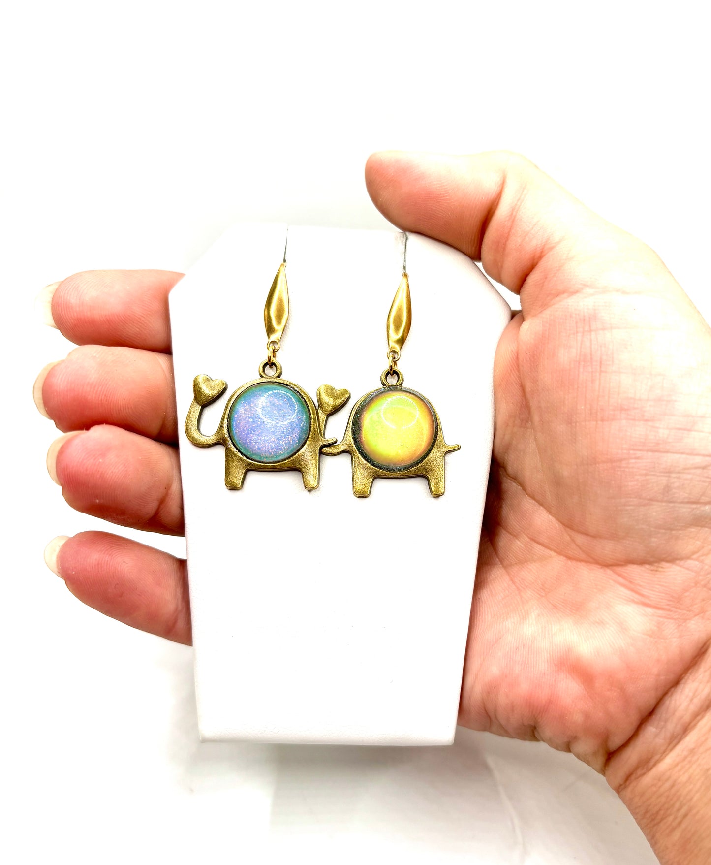Mood Color Changing Elephant Earrings
