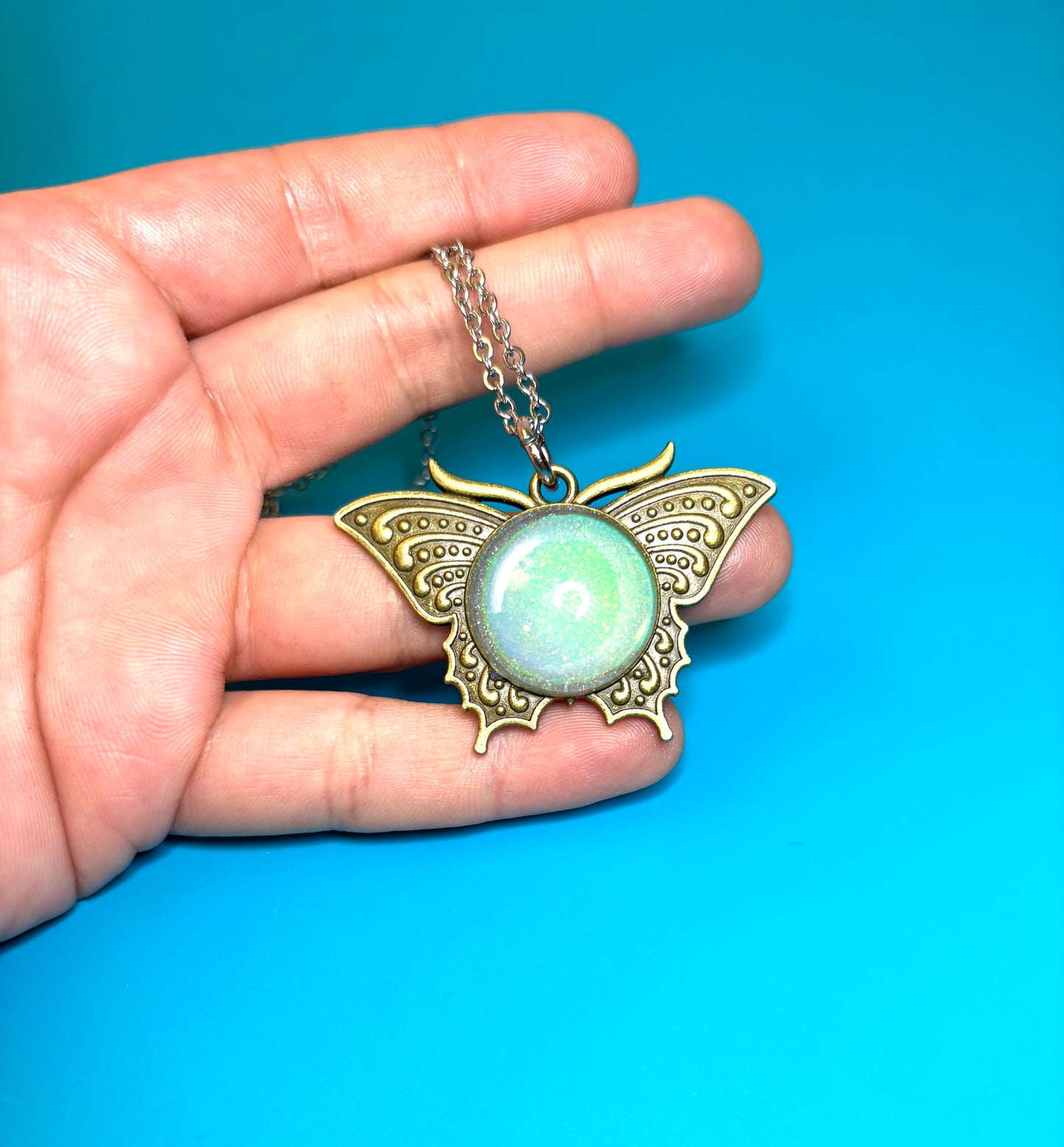 Mood Color Changing Pendant
