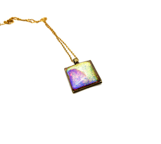 Mood Color Changing Pendant