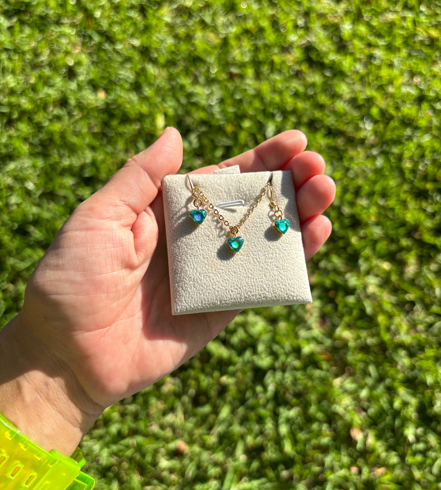 Mood Color Changing Heart Earrings and Necklace Set