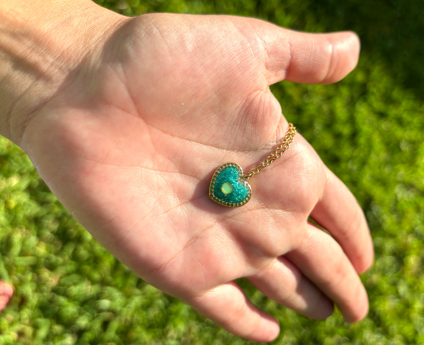 Mood Color Changing Heart Necklace