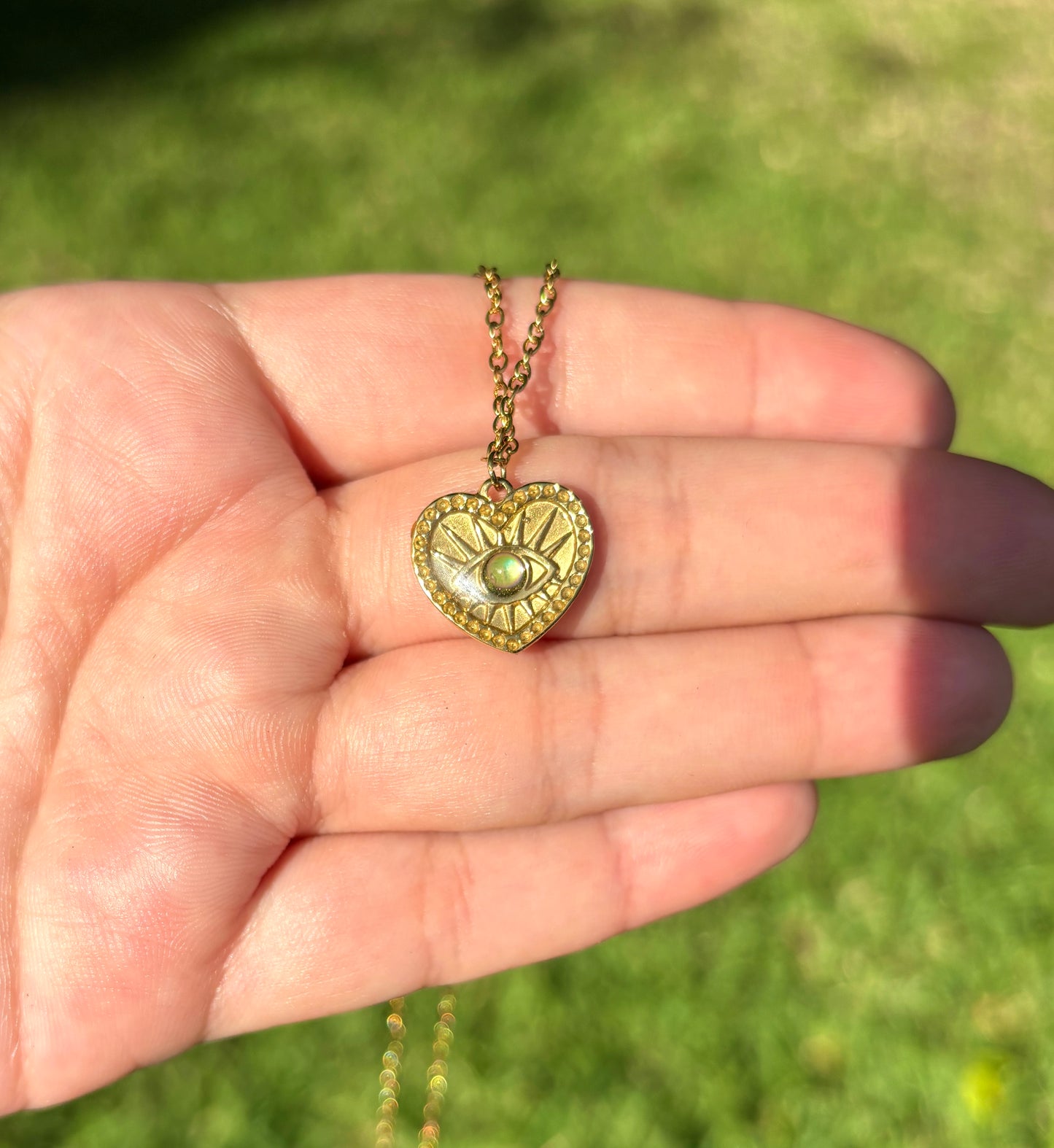 Mood Color Changing Heart Necklace