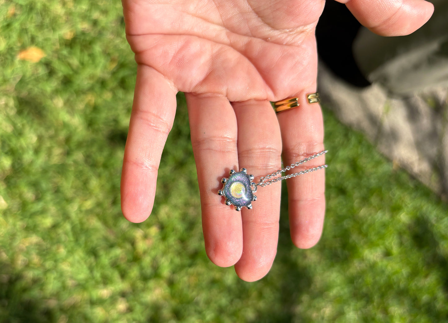 Mood Color Changing Glow Heart Necklace