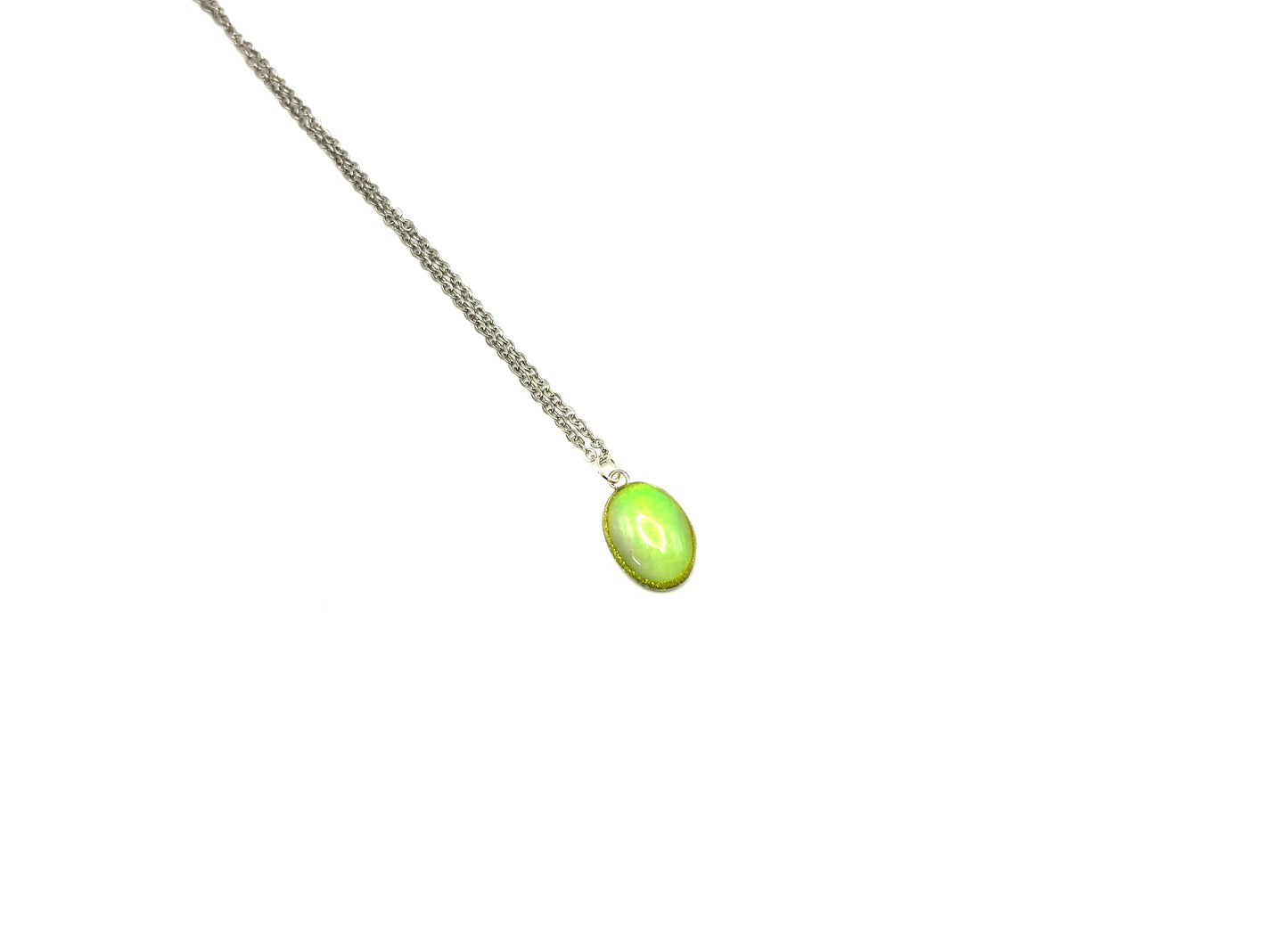 Mood Color Changing Glow Pendant