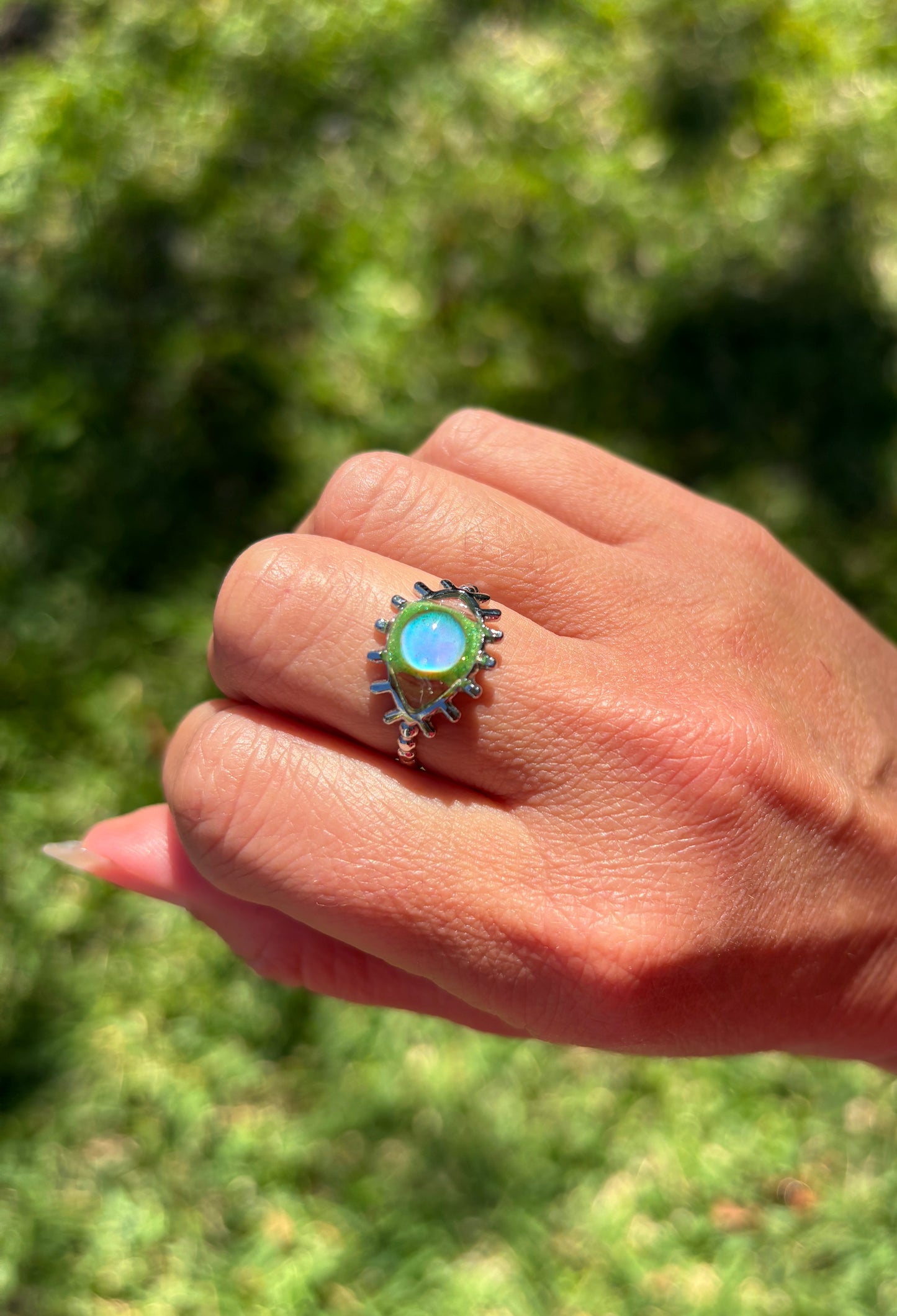 Mood Color Changing Eye Glow Ring