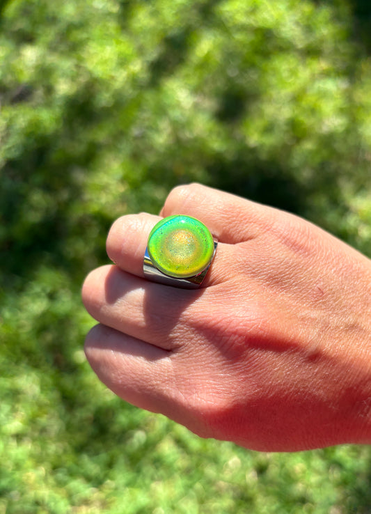 Mood Color Changing Glow Ring