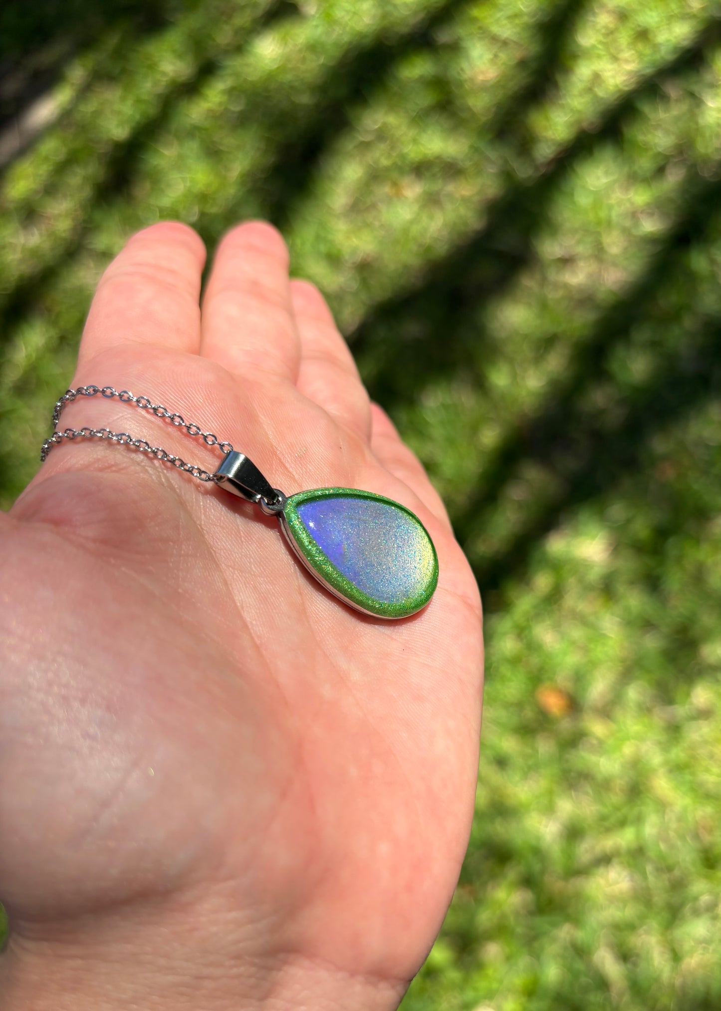Color Changing Teardrop  Pendant