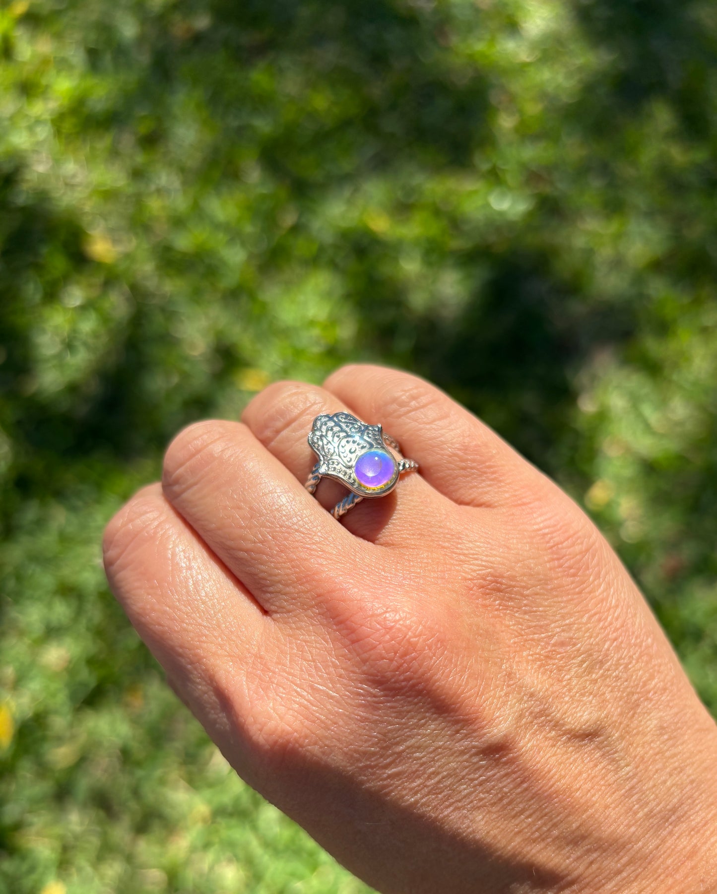 Mood Color Changing Hamsa Ring