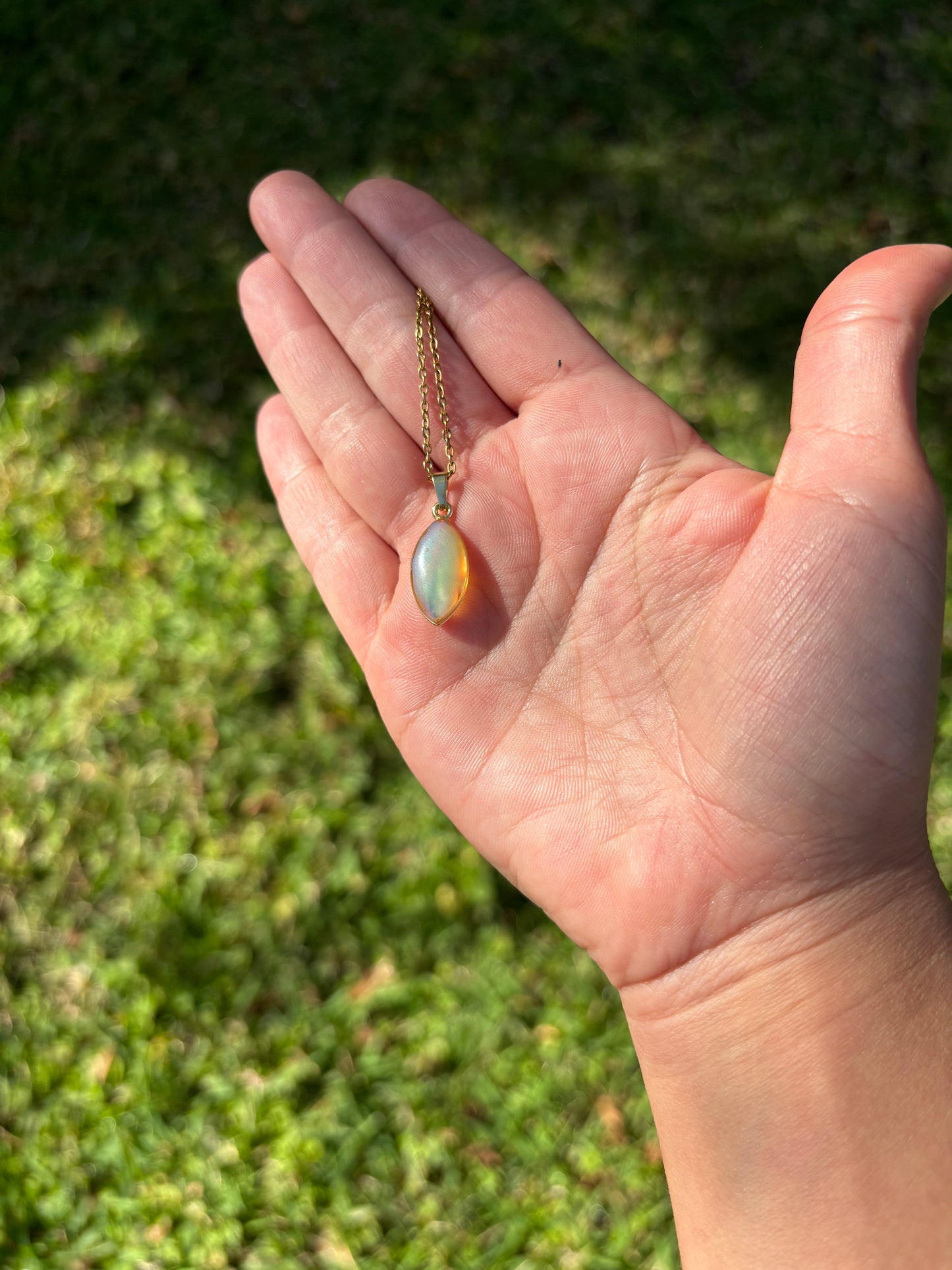 Abalone Color Changing Mood Necklace