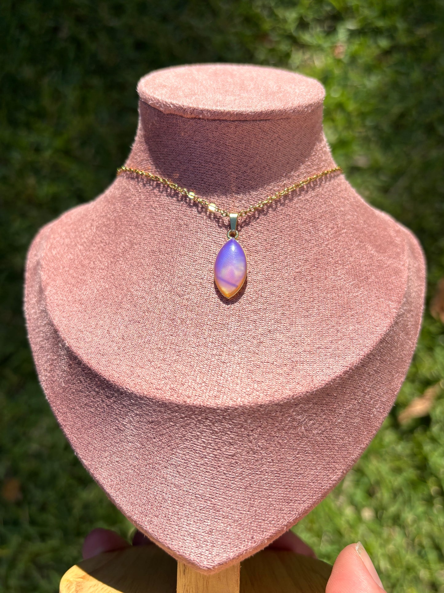 Abalone Color Changing Mood Necklace