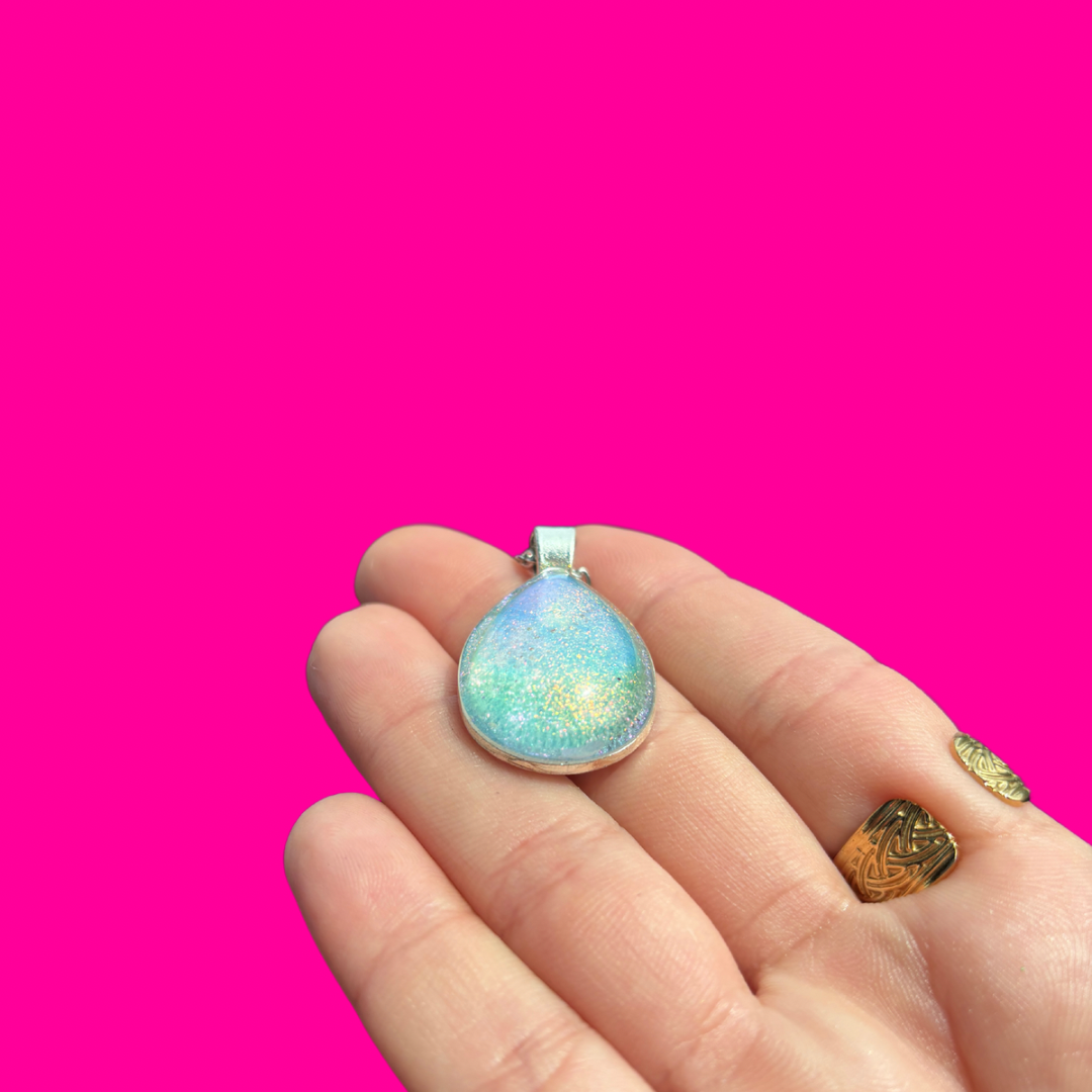Color Changing Pendant